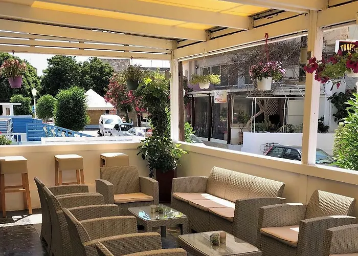 Mimosa شقة فندقية 2*