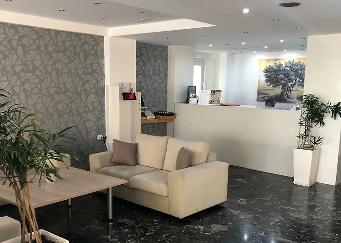 Mimosa Apart Otel 2*